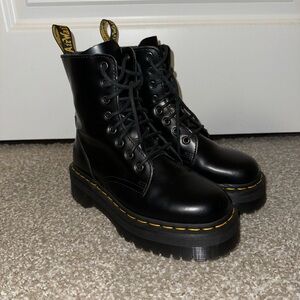 Dr. Martens Jadon Platform Boot - US 6 / EU 37